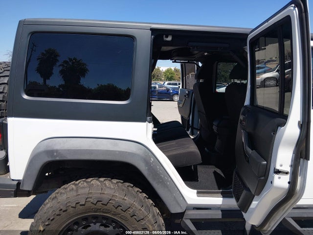 1C4BJWDG4JL831081 Jeep Wrangler Jk Unlimited Sport S 4x4