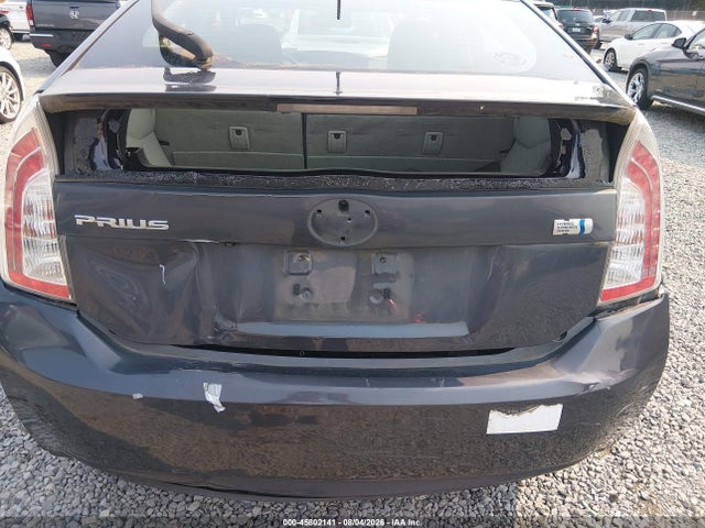 JTDKN3DU1F0467722 Toyota Prius Two