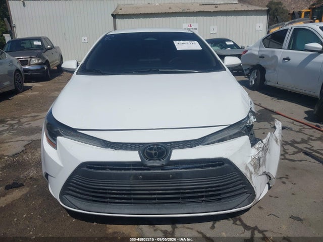 5YFB4MDE9PP011881 Toyota COROLLA LE