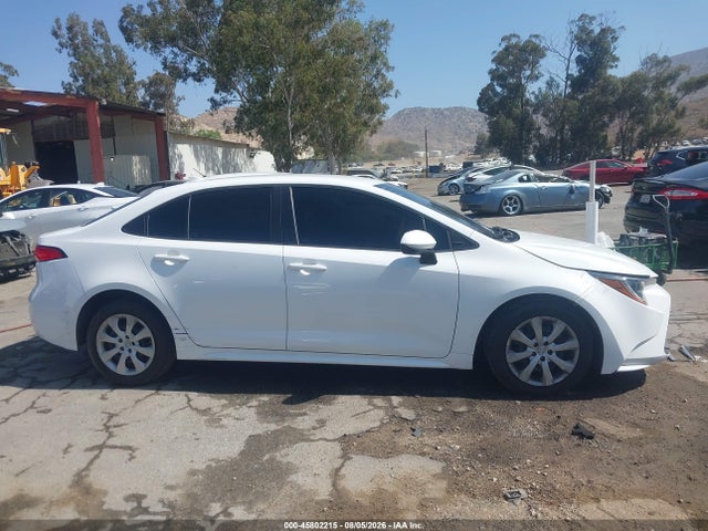 5YFB4MDE9PP011881 Toyota COROLLA LE
