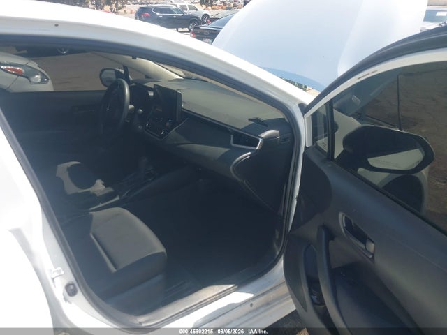5YFB4MDE9PP011881 Toyota COROLLA LE