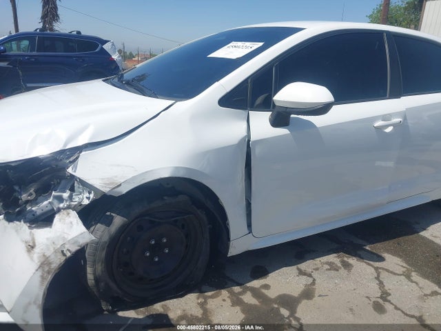5YFB4MDE9PP011881 Toyota COROLLA LE