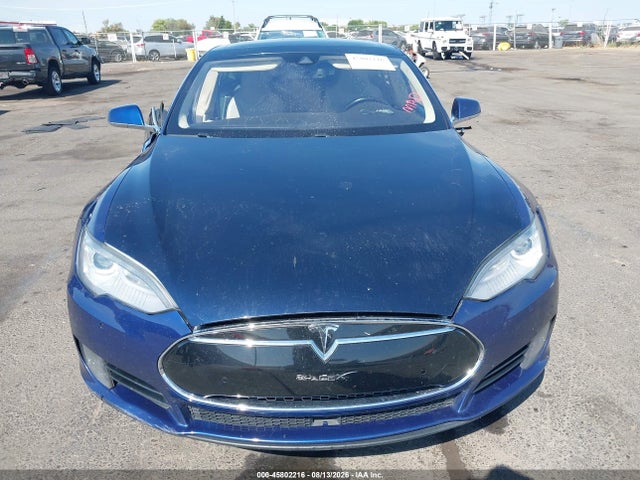45802216 :رقم المزاد ، 5YJSA1H24FF095318 vin ، 2015 Tesla Model S 70d/85d/p85d مزاد بيع