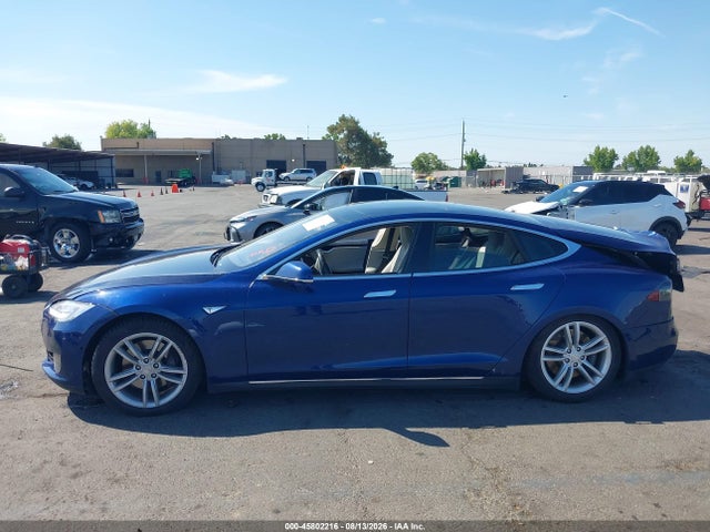45802216 :رقم المزاد ، 5YJSA1H24FF095318 vin ، 2015 Tesla Model S 70d/85d/p85d مزاد بيع