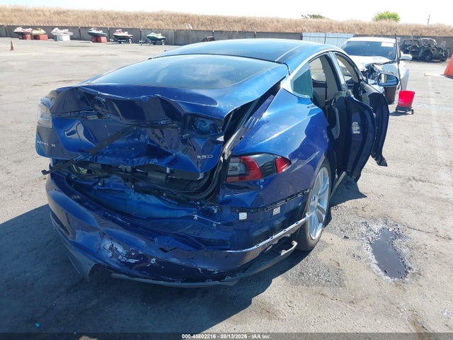 45802216 :رقم المزاد ، 5YJSA1H24FF095318 vin ، 2015 Tesla Model S 70d/85d/p85d مزاد بيع