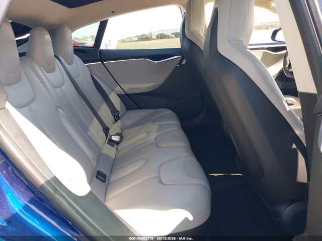 45802216 :رقم المزاد ، 5YJSA1H24FF095318 vin ، 2015 Tesla Model S 70d/85d/p85d مزاد بيع