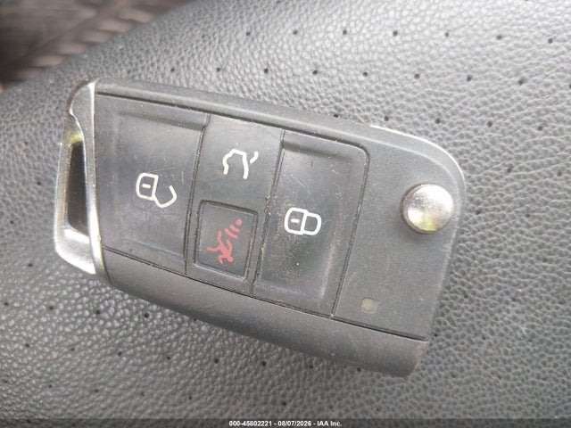Продажа на аукционе авто 2016 Volkswagen Golf Tsi Se 4-door, vin: 3VW217AU4GM023057, номер лота: 45802221