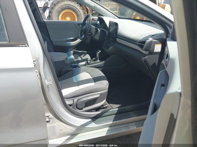 2020 Hyundai Ioniq Hybrid Blue მანქანა იყიდება აუქციონზე, vin: KMHC65LC1LU220710, აუქციონის ნომერი: 45802240