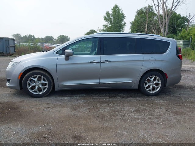 Продаж на аукціоні авто 2018 Chrysler Pacifica Touring L Plus, vin: 2C4RC1EG9JR188583, номер лоту: 45802284