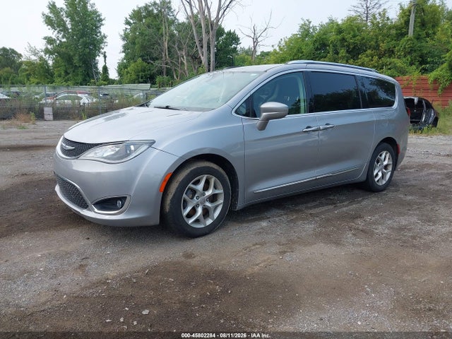 Продаж на аукціоні авто 2018 Chrysler Pacifica Touring L Plus, vin: 2C4RC1EG9JR188583, номер лоту: 45802284
