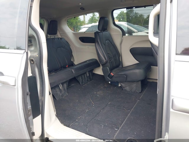 Продаж на аукціоні авто 2018 Chrysler Pacifica Touring L Plus, vin: 2C4RC1EG9JR188583, номер лоту: 45802284