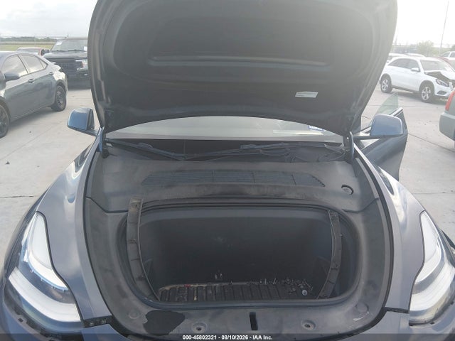 Продаж на аукціоні авто 2022 Tesla Model Y Long Range Dual Motor All-wheel Drive, vin: 7SAYGDEE2NA006269, номер лоту: 45802321