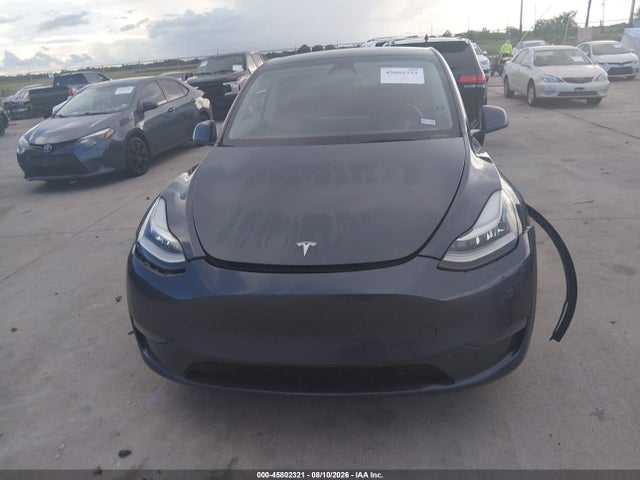 Продаж на аукціоні авто 2022 Tesla Model Y Long Range Dual Motor All-wheel Drive, vin: 7SAYGDEE2NA006269, номер лоту: 45802321
