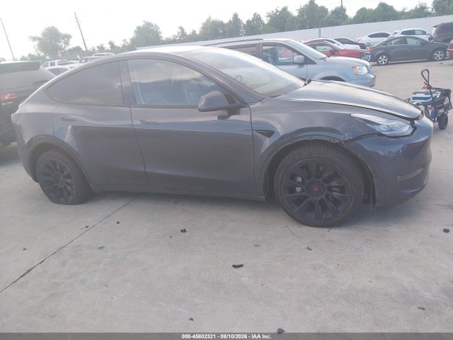 Продаж на аукціоні авто 2022 Tesla Model Y Long Range Dual Motor All-wheel Drive, vin: 7SAYGDEE2NA006269, номер лоту: 45802321
