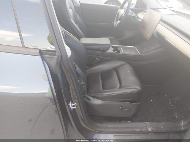 Продаж на аукціоні авто 2022 Tesla Model Y Long Range Dual Motor All-wheel Drive, vin: 7SAYGDEE2NA006269, номер лоту: 45802321