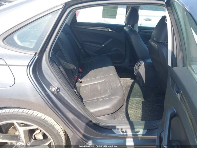 Продаж на аукціоні авто 2020 Volkswagen Passat 2.0t R-line, vin: 1VWMA7A38LC017421, номер лоту: 45802350