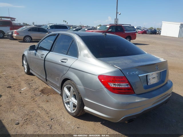 Продажа на аукционе авто 2013 Mercedes-benz C 250 Sport, vin: WDDGF4HB6DR266639, номер лота: 45802353