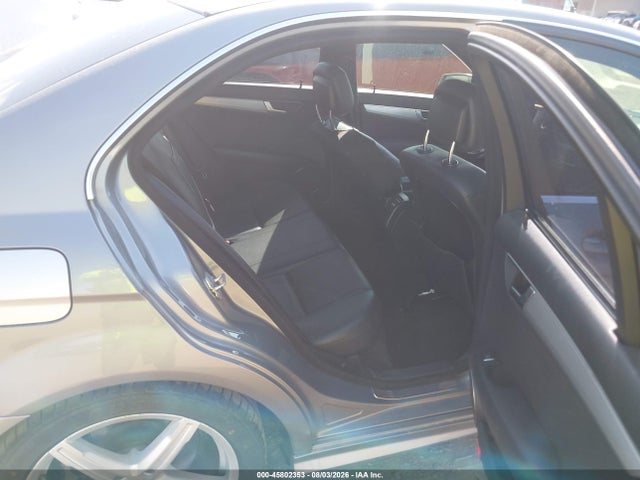 Продажа на аукционе авто 2013 Mercedes-benz C 250 Sport, vin: WDDGF4HB6DR266639, номер лота: 45802353