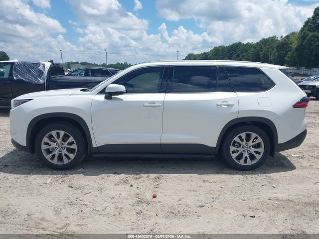 2025 Toyota Grand Highlander Limited მანქანა იყიდება აუქციონზე, vin: 5TDAAAB50SS099077, აუქციონის ნომერი: 45802378