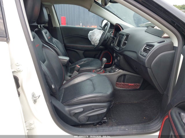 45802379 :رقم المزاد ، 3C4NJDDB0HT597610 vin ، 2017 Jeep New Compass Trailhawk 4x4 مزاد بيع