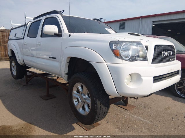 2011 Toyota Tacoma Base V6 მანქანა იყიდება აუქციონზე, vin: 3TMMU4FN3BM028598, აუქციონის ნომერი: 45802419