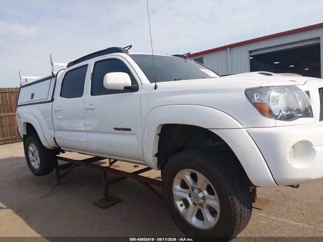2011 Toyota Tacoma Base V6 მანქანა იყიდება აუქციონზე, vin: 3TMMU4FN3BM028598, აუქციონის ნომერი: 45802419