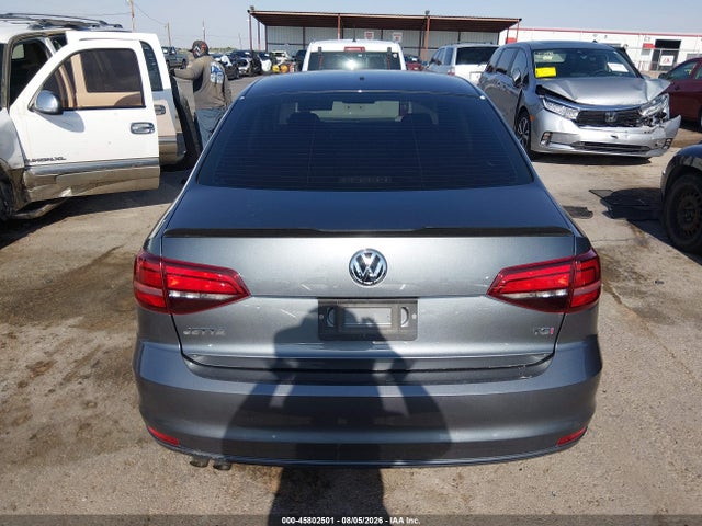 3VW167AJ1JM222299 Volkswagen Jetta 1.4t S