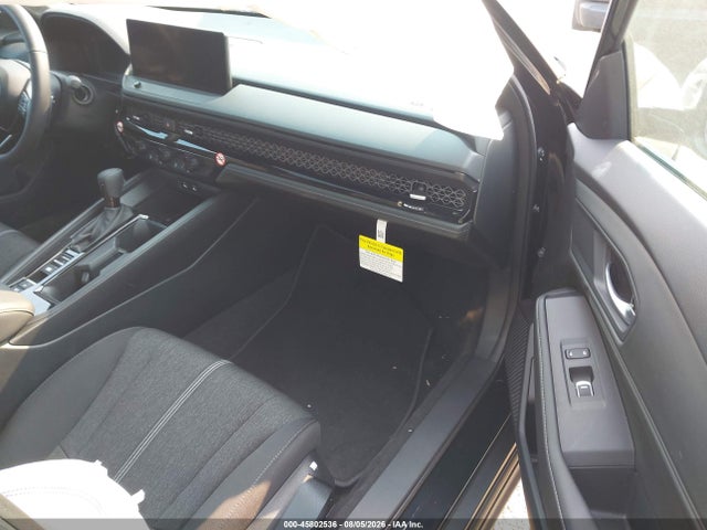 1HGCY2F59TA035821 Honda Accord Hybrid Sport