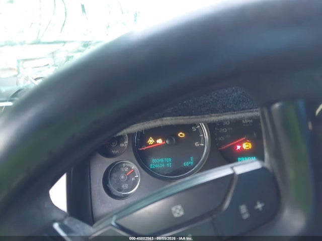 45802563 :رقم المزاد ، 1GNUKAE08AR274772 vin ، 2010 Chevrolet Tahoe Special Services مزاد بيع