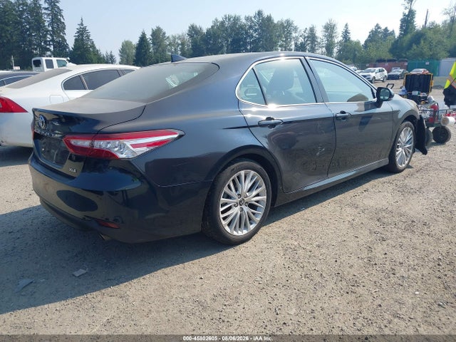 45802605 :رقم المزاد ، 4T1B11HK2KU740660 vin ، 2019 Toyota Camry Xle مزاد بيع