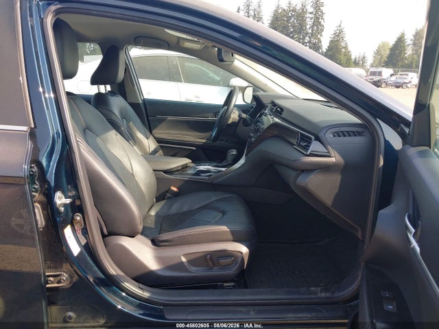 45802605 :رقم المزاد ، 4T1B11HK2KU740660 vin ، 2019 Toyota Camry Xle مزاد بيع