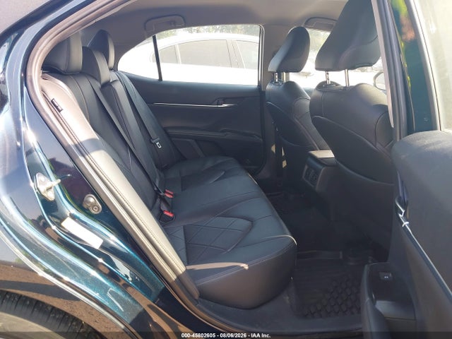 45802605 :رقم المزاد ، 4T1B11HK2KU740660 vin ، 2019 Toyota Camry Xle مزاد بيع