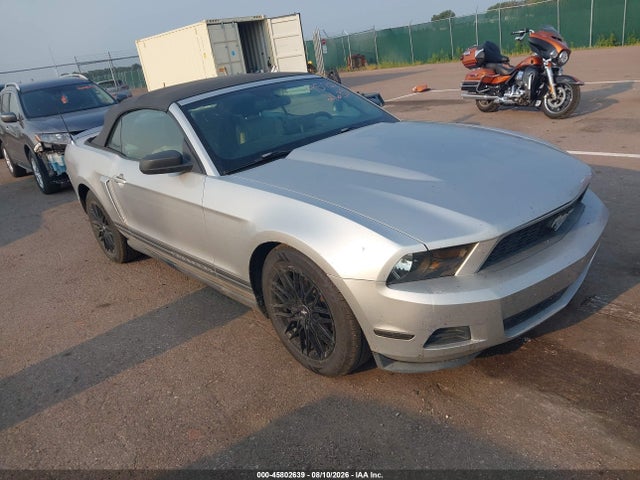 45802639 :رقم المزاد ، 1ZVBP8ENXA5165093 vin ، 2010 Ford Mustang مزاد بيع
