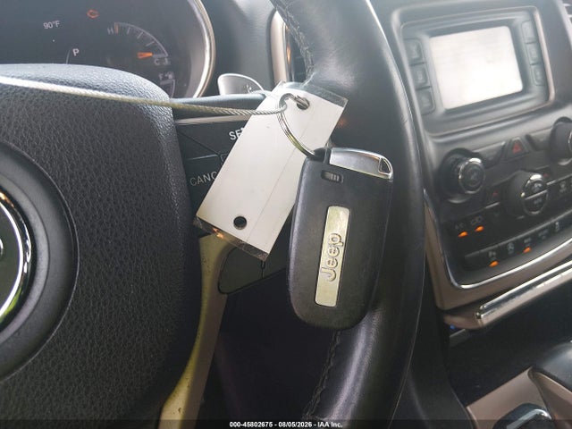 1C4RJFAG2GC325020 Jeep Grand Cherokee Laredo