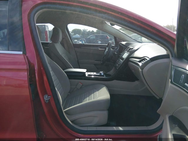 3FA6P0HD4LR156579 Ford FUSION SE