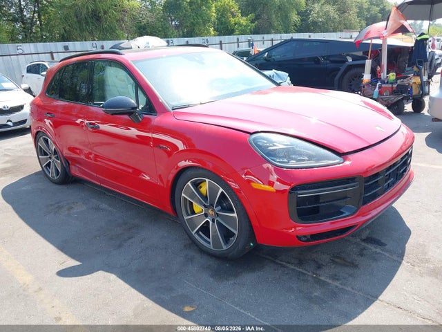 45802740 :رقم المزاد ، WP1AH2AY8PDA22035 vin ، 2023 Porsche Cayenne E-hybrid Turbo S مزاد بيع