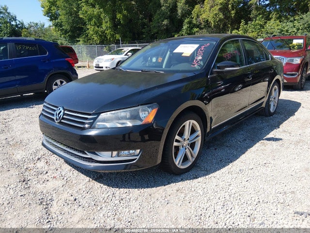 2014 Volkswagen Passat 1.8t Sel Premium მანქანა იყიდება აუქციონზე, vin: 1VWCT7A39EC053398, აუქციონის ნომერი: 45802796