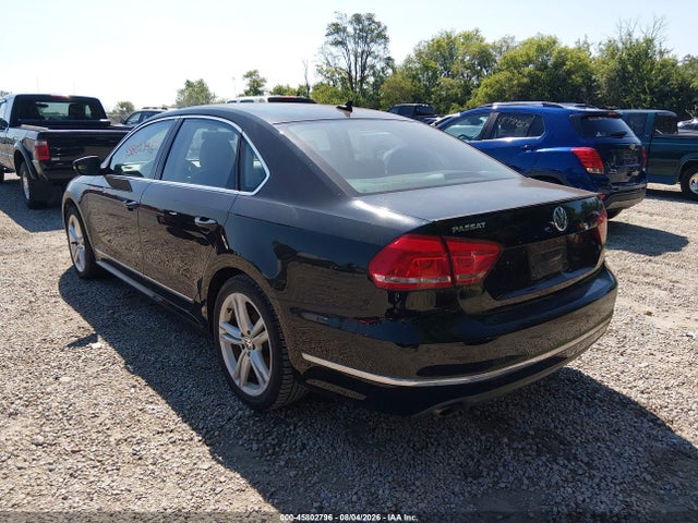 2014 Volkswagen Passat 1.8t Sel Premium მანქანა იყიდება აუქციონზე, vin: 1VWCT7A39EC053398, აუქციონის ნომერი: 45802796