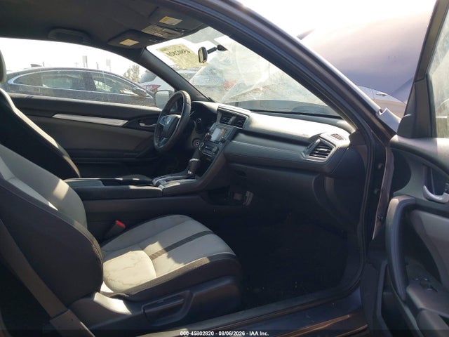 Honda Civic Lx 2018 2HGFC4B54JH300558 Image 5