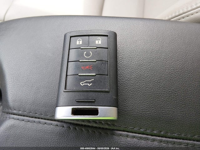 45802844 :رقم المزاد ، 1G6AB5RX9E0107862 vin ، 2014 Cadillac Ats Luxury مزاد بيع