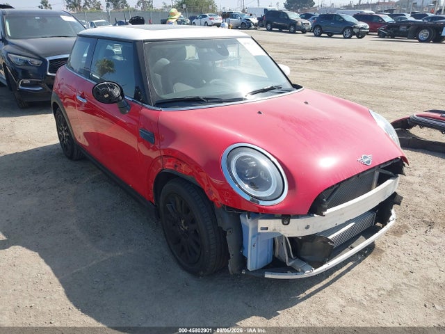 Auction sale of the 2023 Mini Hardtop Cooper, vin: WMW33DH04P2T72646, lot number: 45802901