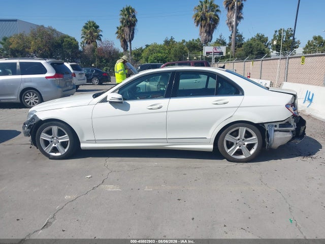 2010 Mercedes-benz C 300 Sport მანქანა იყიდება აუქციონზე, vin: WDDGF5EB8AF429539, აუქციონის ნომერი: 45802903