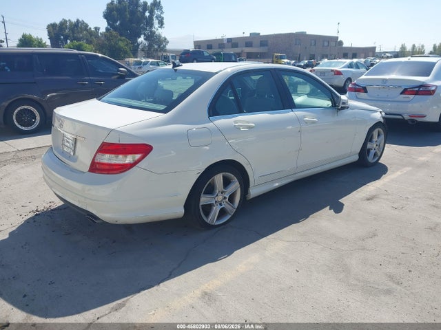 2010 Mercedes-benz C 300 Sport მანქანა იყიდება აუქციონზე, vin: WDDGF5EB8AF429539, აუქციონის ნომერი: 45802903