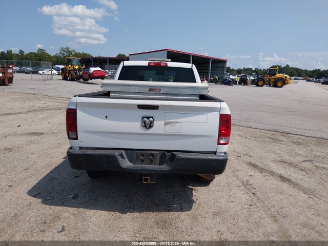 45802899 :رقم المزاد ، 3C6TR4CT1GG235150 vin ، 2016 Ram 2500 Tradesman مزاد بيع