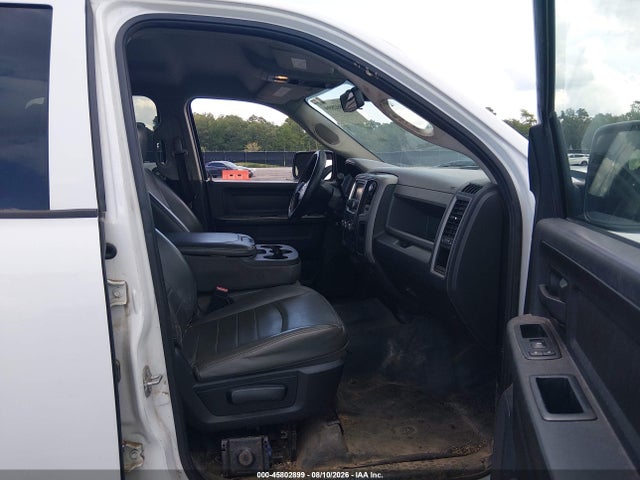 45802899 :رقم المزاد ، 3C6TR4CT1GG235150 vin ، 2016 Ram 2500 Tradesman مزاد بيع