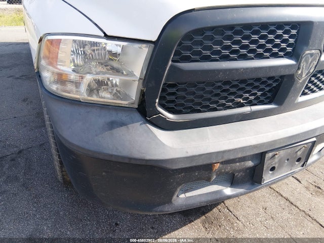 45802902 :رقم المزاد ، 1C6RR6FG5FS645901 vin ، 2015 Ram 1500 Tradesman مزاد بيع