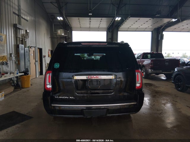 Продажа на аукционе авто 2015 Gmc Yukon Xl 1500 Denali, vin: 1GKS2JKJ8FR299471, номер лота: 45802931