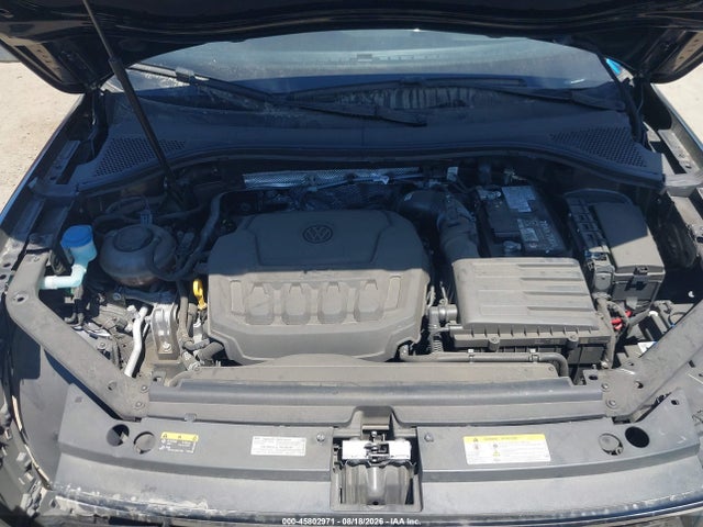 2024 Volkswagen Tiguan 2.0t Se R-line Black მანქანა იყიდება აუქციონზე, vin: 3VVCB7AX1RM003044, აუქციონის ნომერი: 45802971