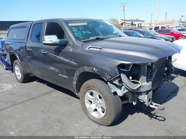 RAM 1500 Laramie 4x4 6'4 Box 2019 1C6SRFDT6KN655315 головне зображення