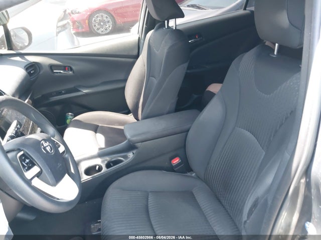 Toyota Prius Two 2017 JTDKBRFU1H3057528 Image 19